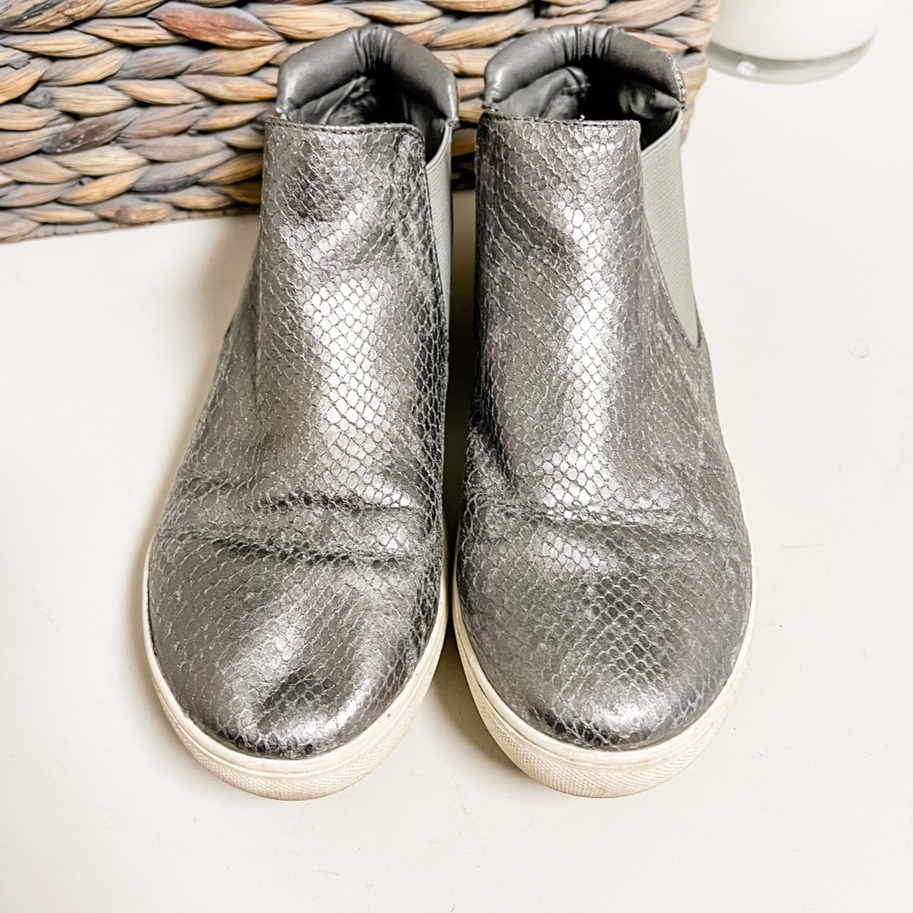 Coconuts By Matisse Harlan Silver Snake Skin Prin… - image 7